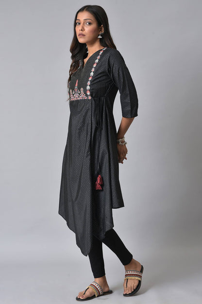 W for Woman Black Embroidered Asymmetrical Kurta Set