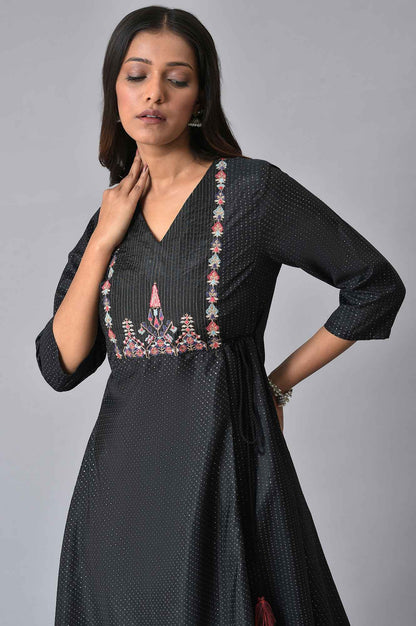 W for Woman Black Embroidered Asymmetrical Kurta Set