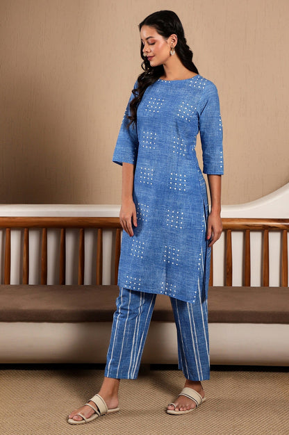 W for Woman Blue Polka Dot Printed Pure Cotton Straight Kurta and Pants Co-ord Set