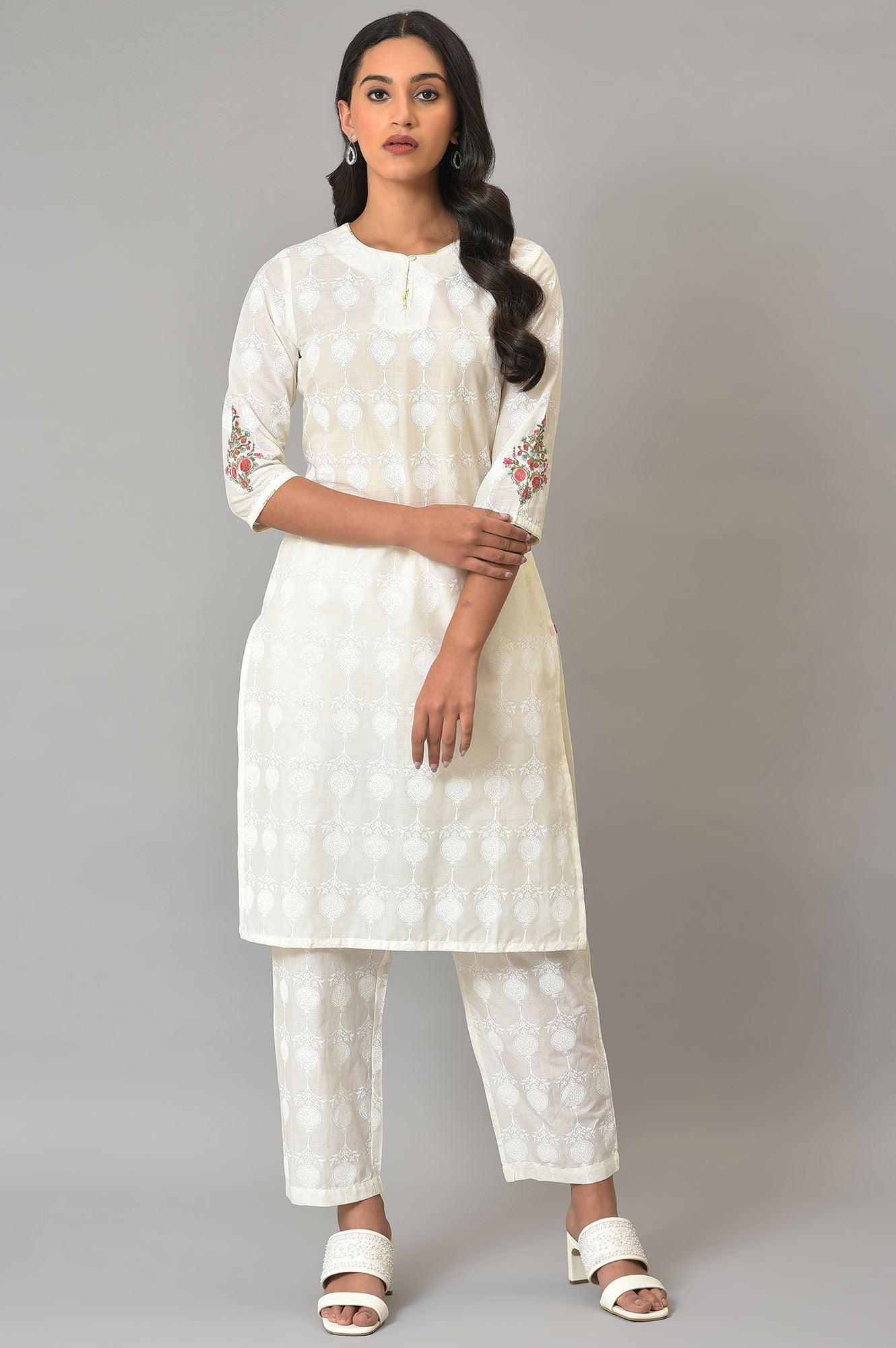 W for Woman White Embroidered kurta And Pants Co-Ord Sets