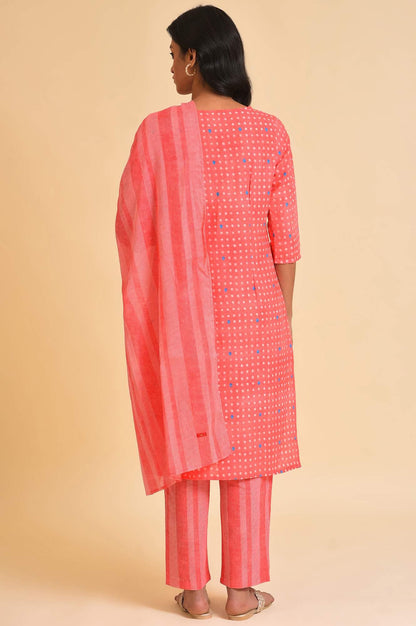 W for Woman Light Red Printed kurta, Pants & Dupatta Co-Ord Set