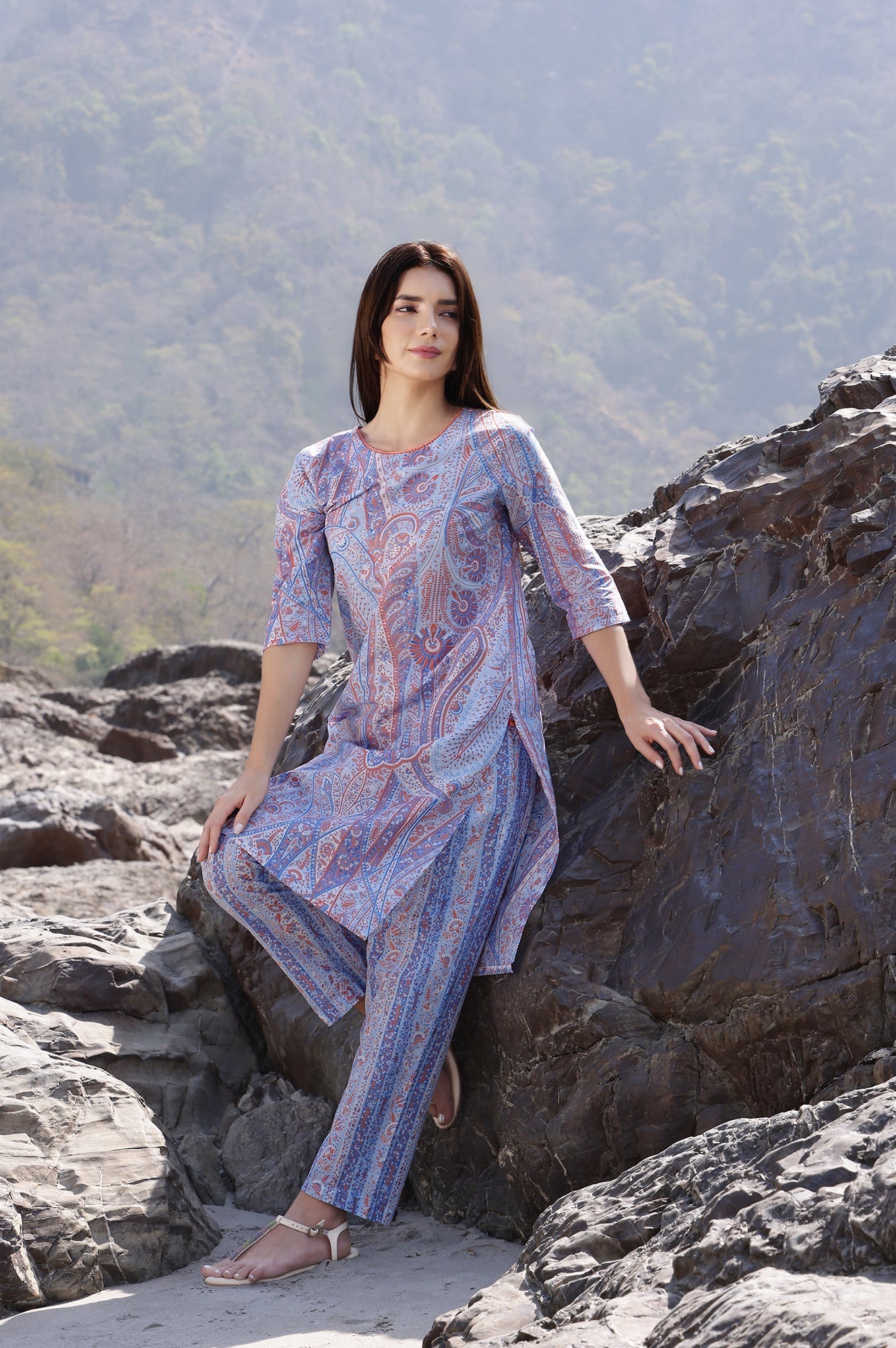 W for Woman Light Blue Paisley Printed Kurta and Pants Co-ord Set