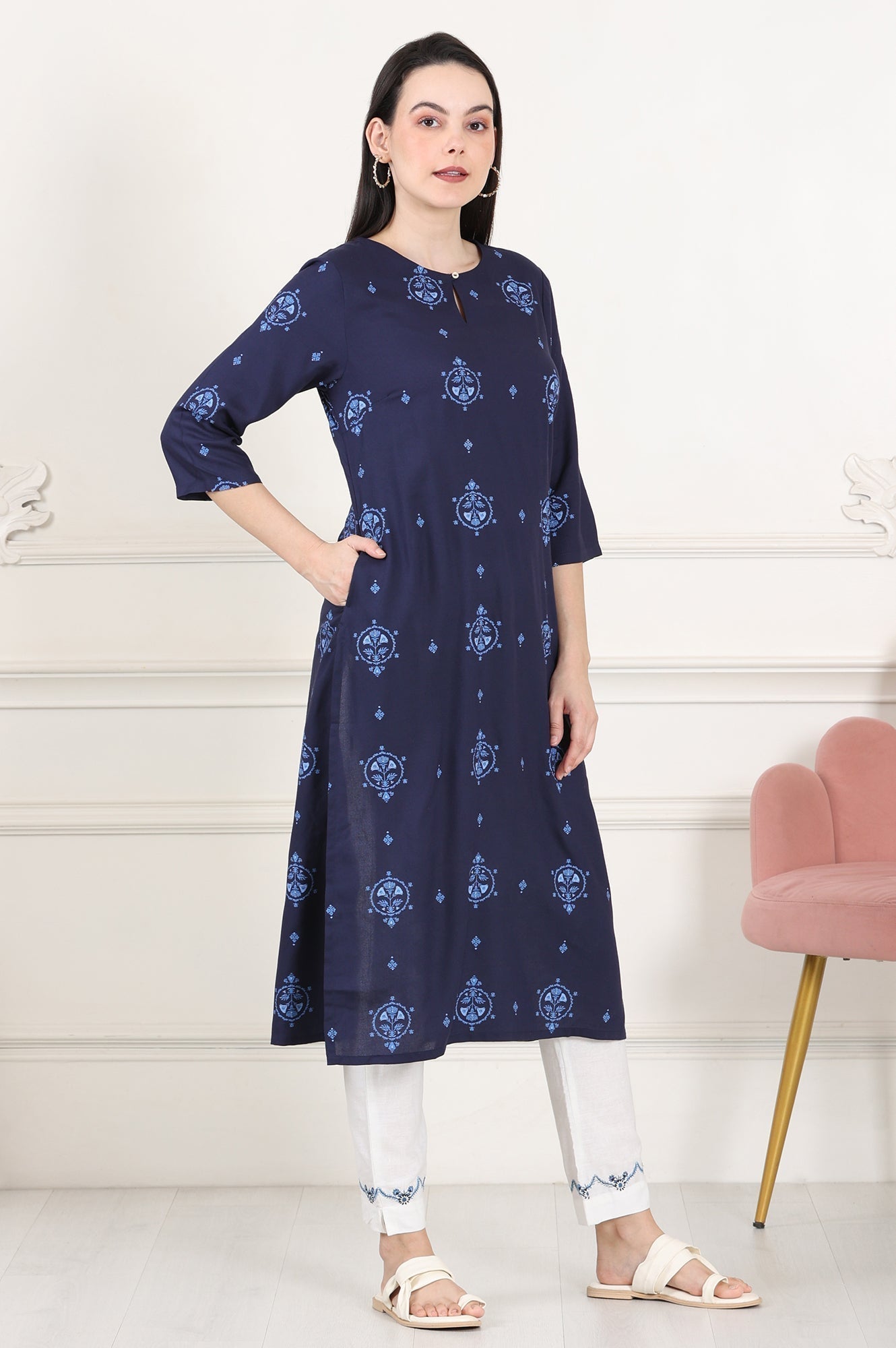 W for Woman Blue Printed Pure Cotton Straight Kurta
