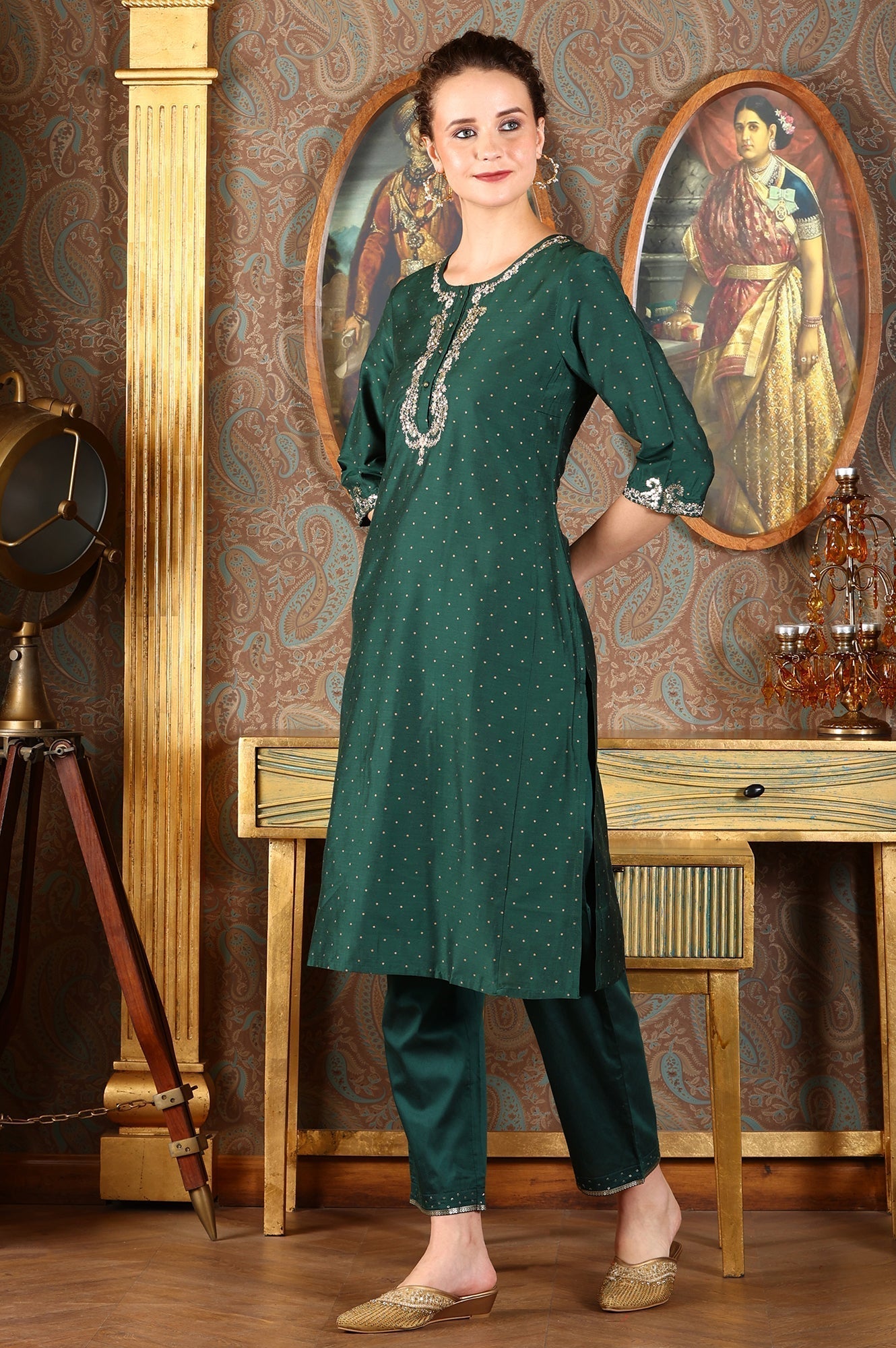 W for Woman Bottle Green Glitter Printed Kurta With Embroidered Yoke