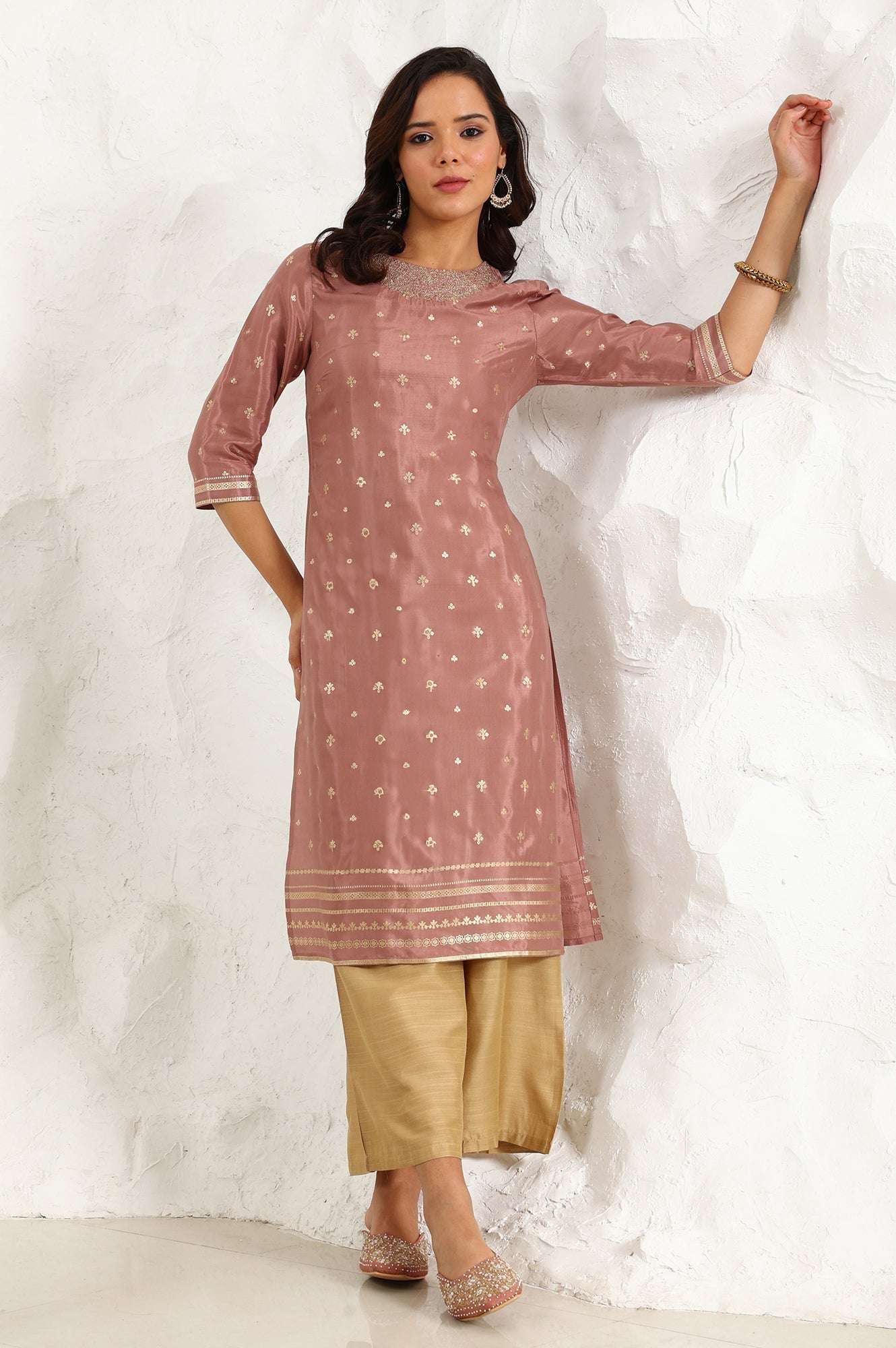 W for Woman Pink Glitter Printed Shantung Straight Kurta With Embroidered Neck