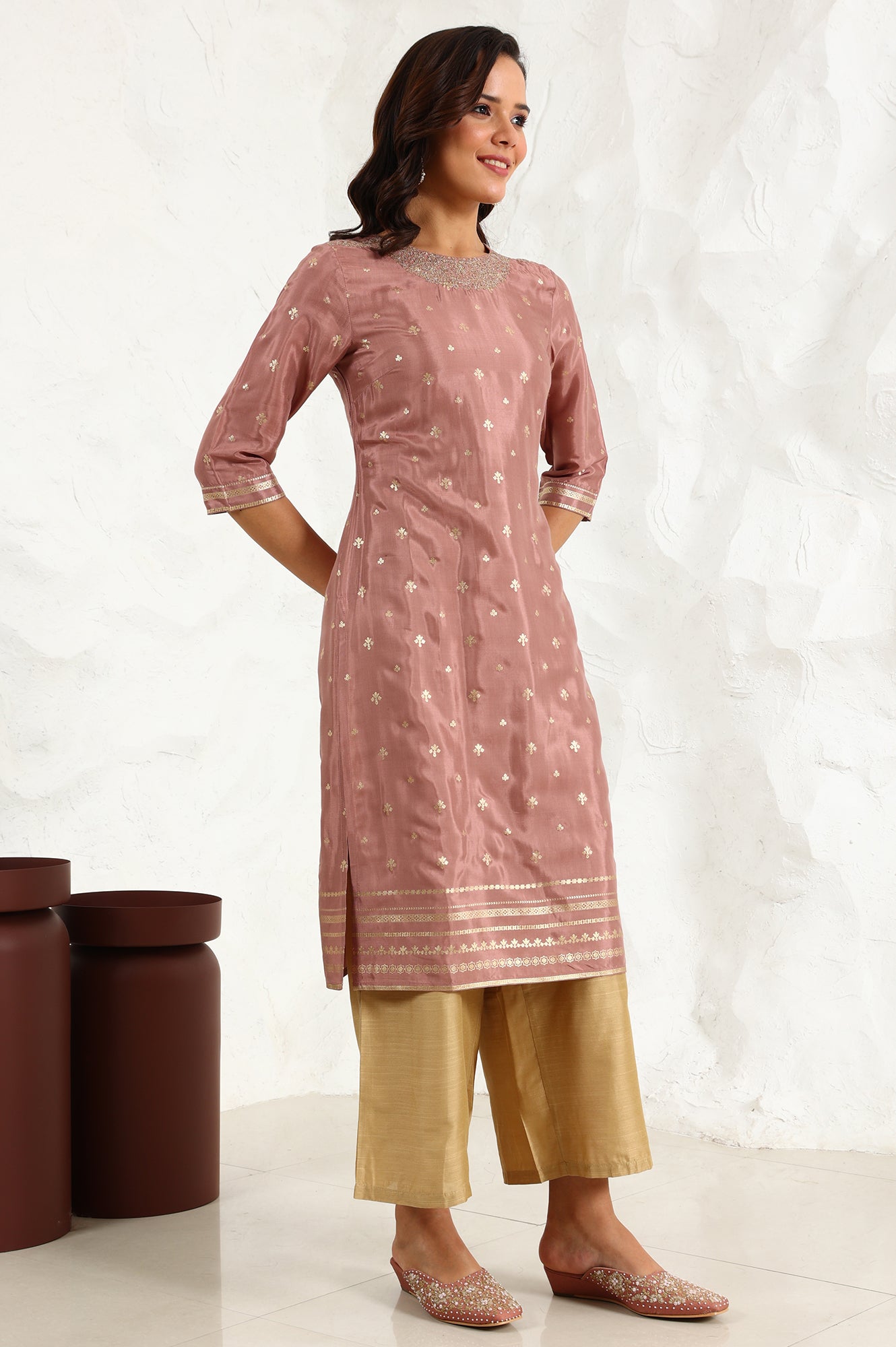 W for Woman Pink Glitter Printed Shantung Straight Kurta With Embroidered Neck