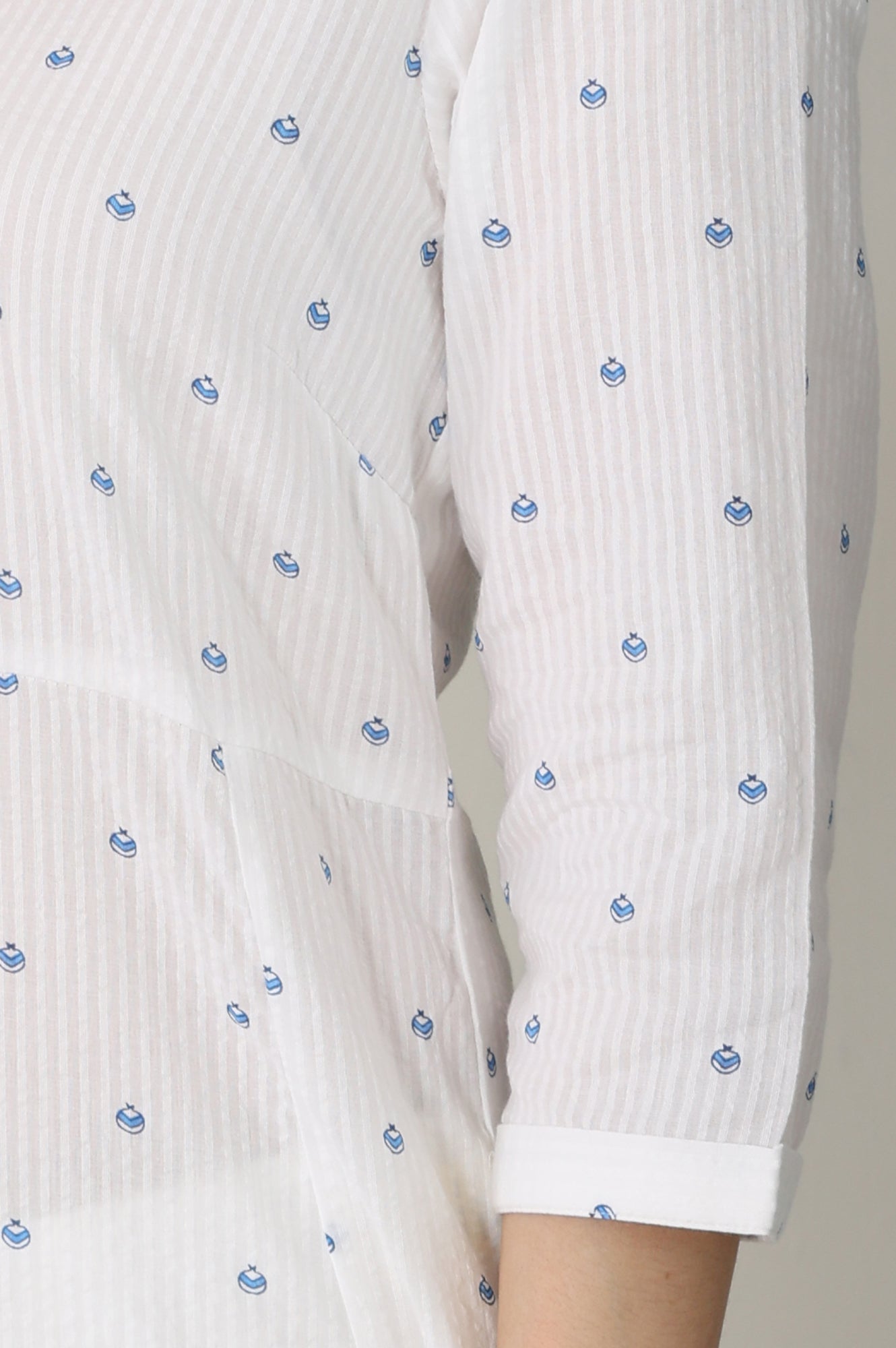 W for Woman White Printed Pure Cotton Soft & Breathable Straight Kurta