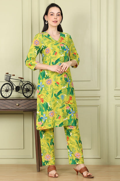 W for Woman Green Floral Printed Pure Cotton Straight Kurta And Pants Co-Ord Set