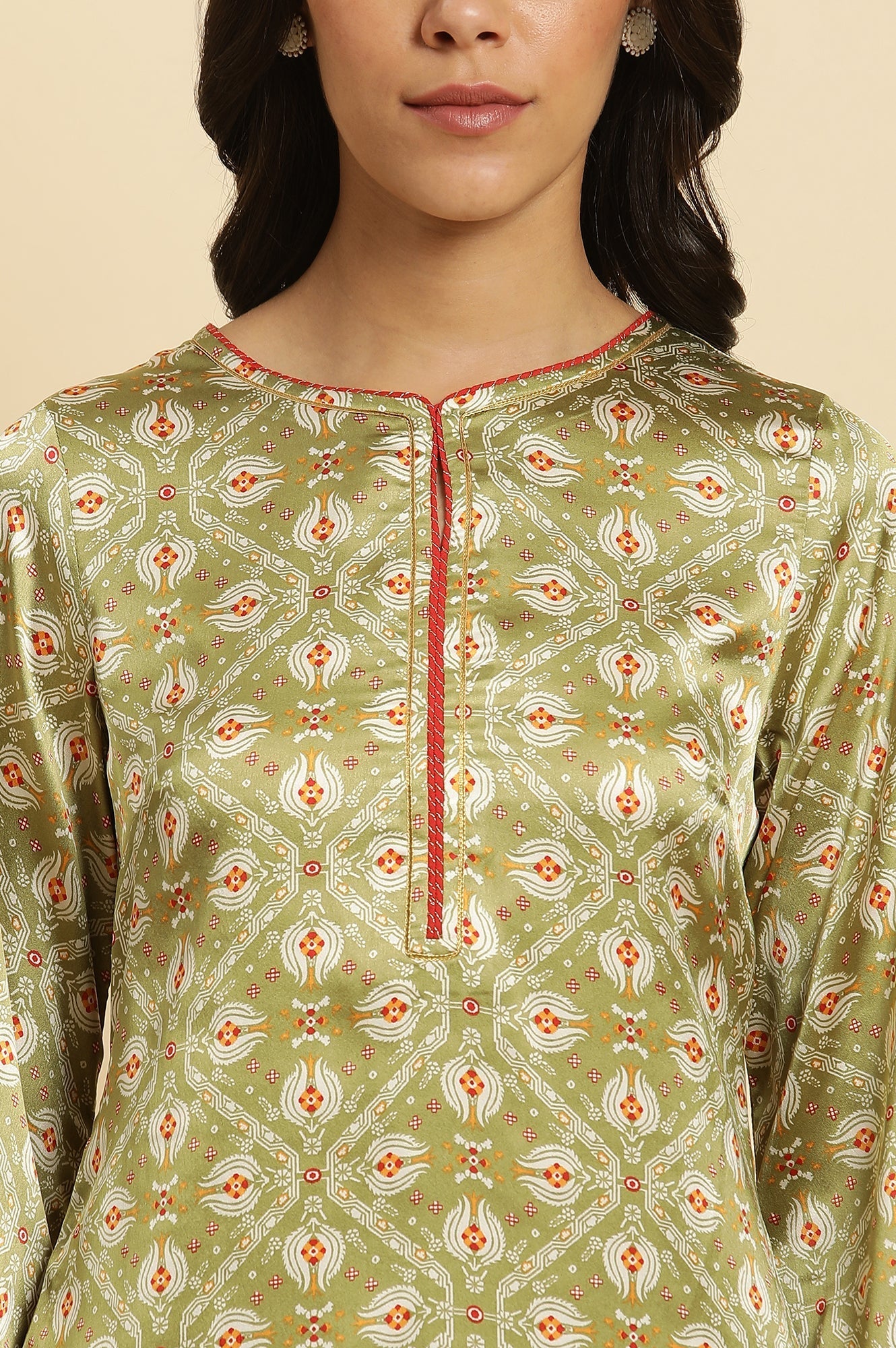 W for Woman Green Geometric Printed Japanese Satin Straight Kurta with Slim Pant Set