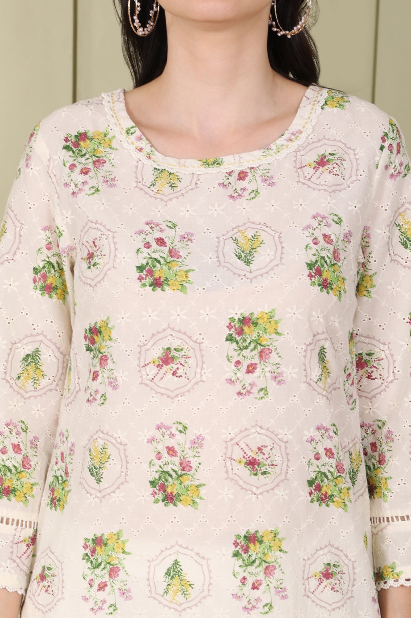 W for Woman White Floral Printed Schiffli Pure Cotton Straight Kurta