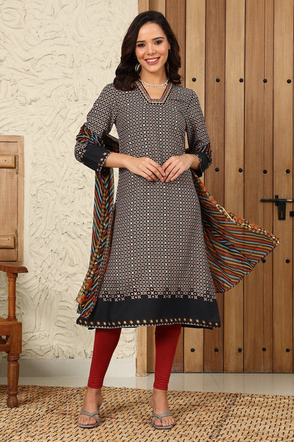 W for Woman Black Geometric Printed Rayon A-Line Kurta With Metallic Embroidery On Neck