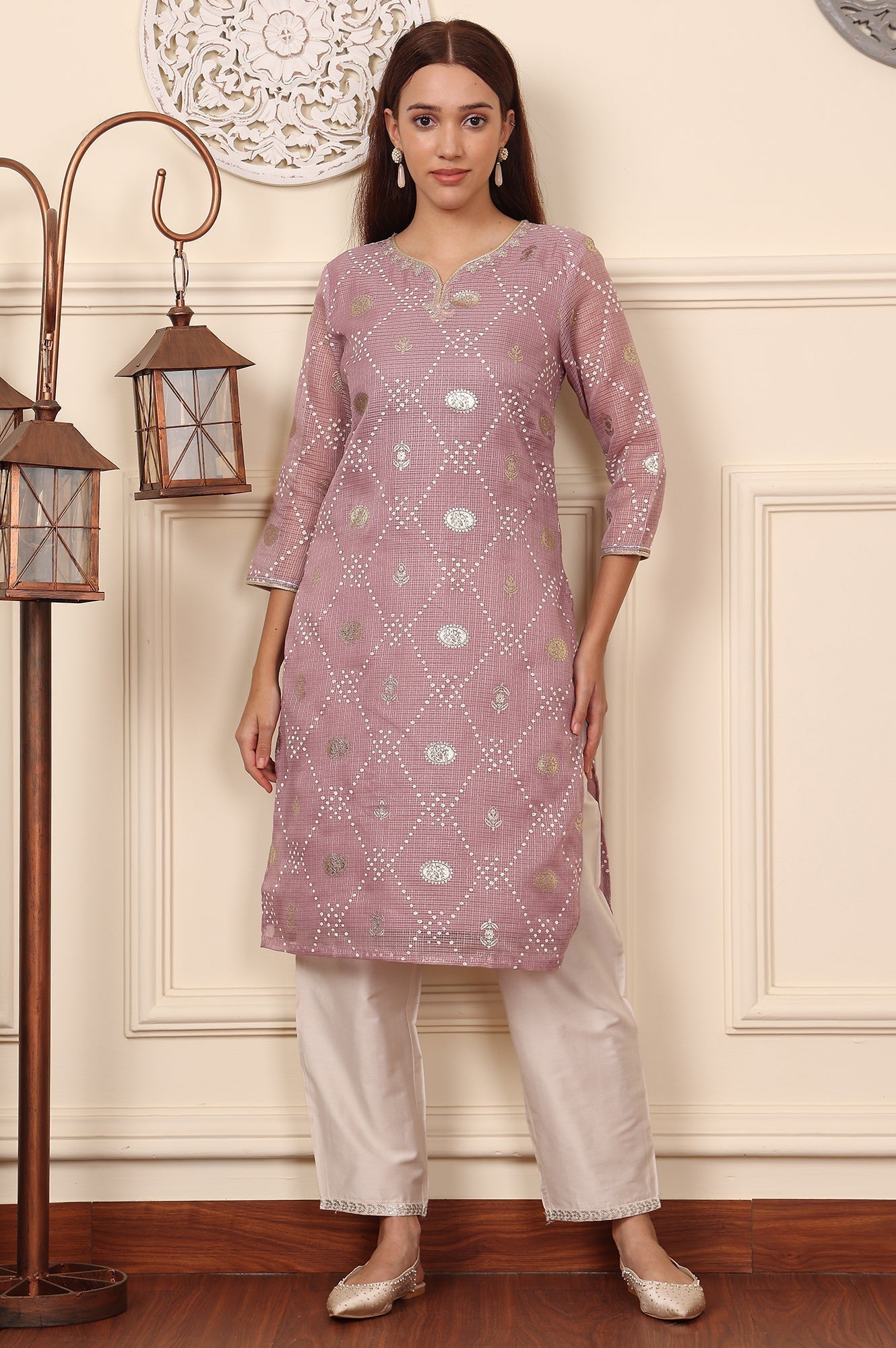 W for Woman Purple Geometric Foil Printed Zari Embroidered Straight Kota Doriya Kurta