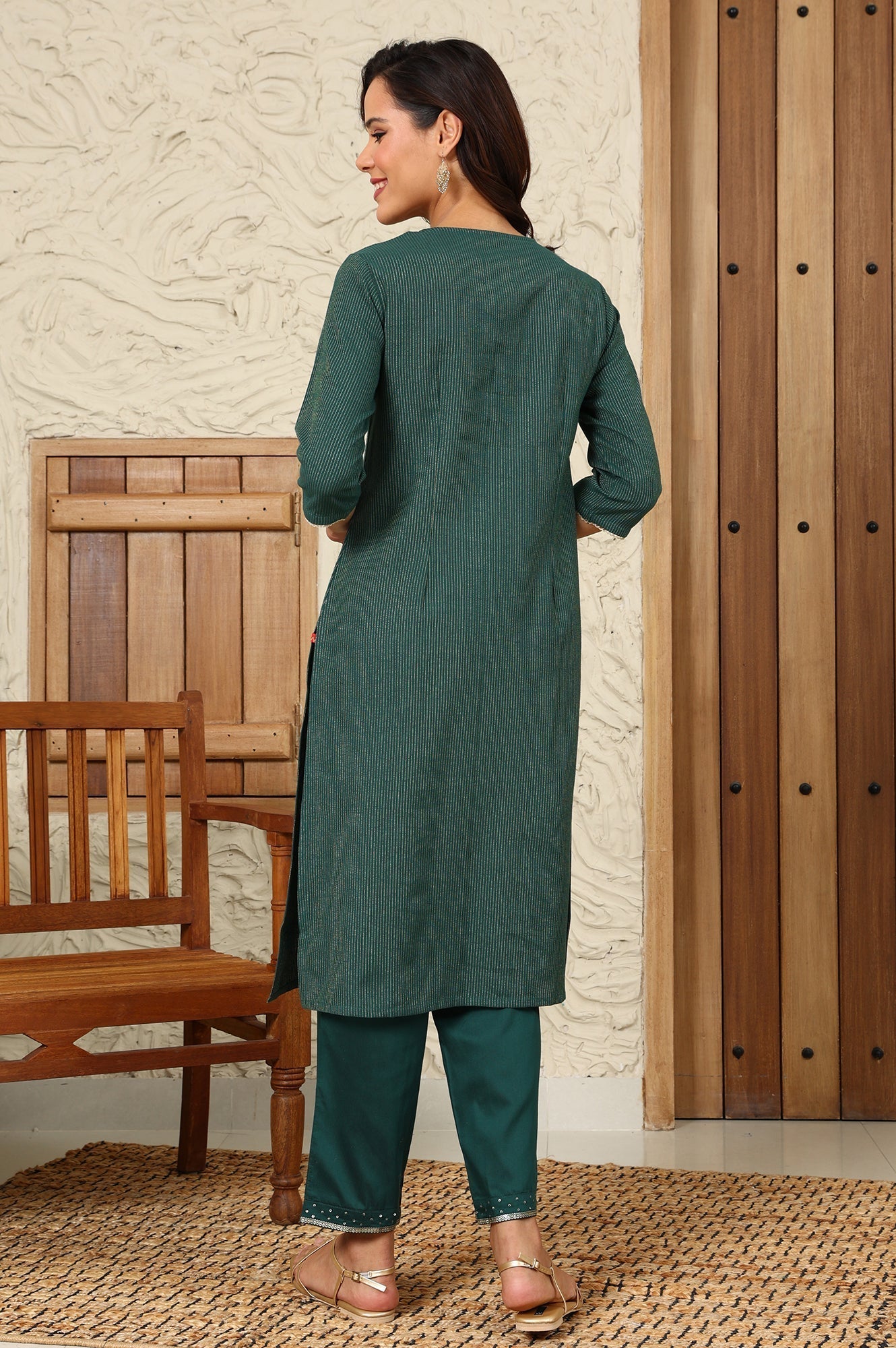 W for Woman Green Yarn-Dyed Embroidered Cotton Flax Straight Kurta With Lurex Stripes