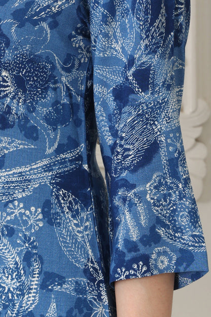 W for Woman Indigo Blue Bird And Floral Printed Straight Kurta