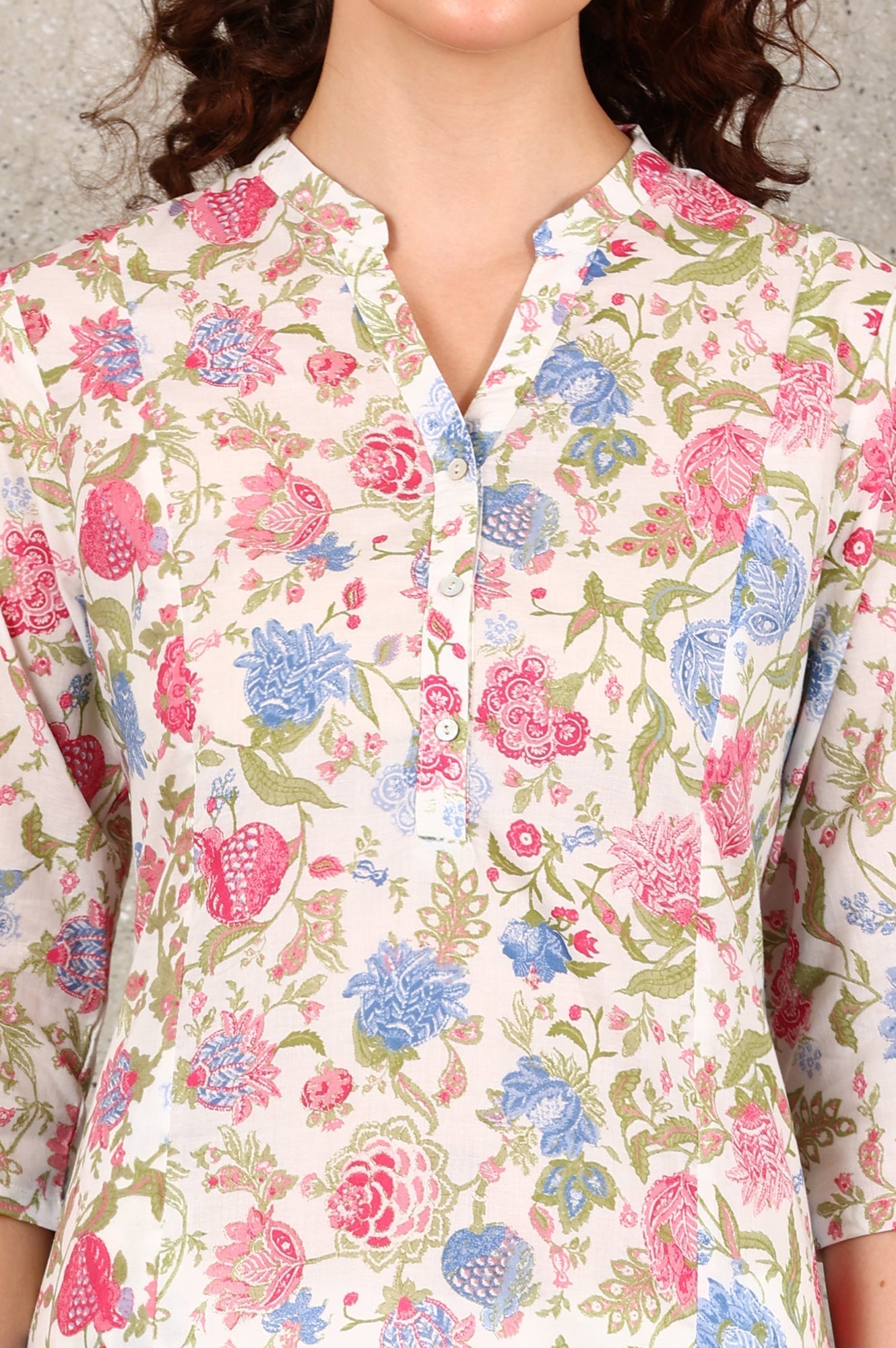 W for Woman White Floral Printed Pure Cotton Straight Kurta