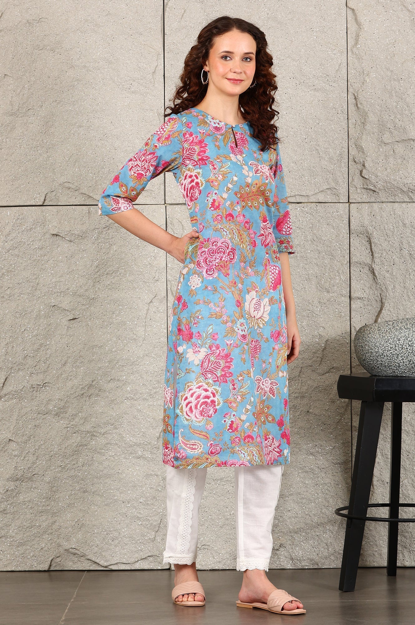 W for Woman Sky Blue Floral Printed Pure Cotton Straight Kurta