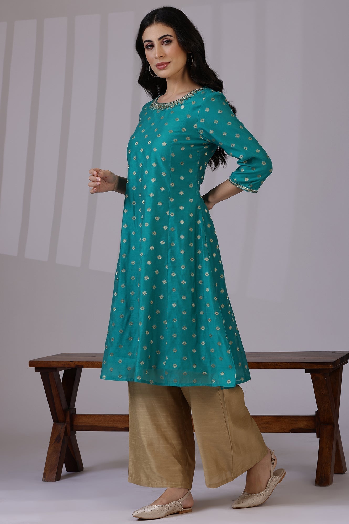 W for Woman Teal Green Yarn-Dyed Chanderi Straight Kurta with Embroidered Neck