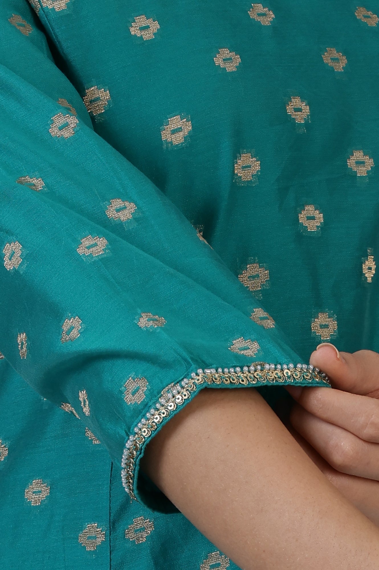 W for Woman Teal Green Yarn-Dyed Chanderi Straight Kurta with Embroidered Neck