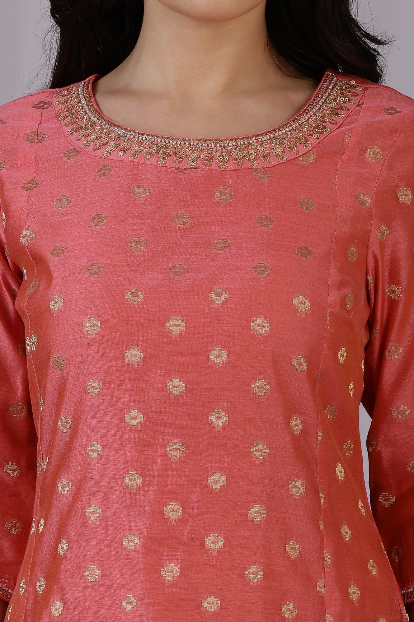 W for Woman Pink Yarn-Dyed Chanderi Straight Kurta with Embroidered Neck