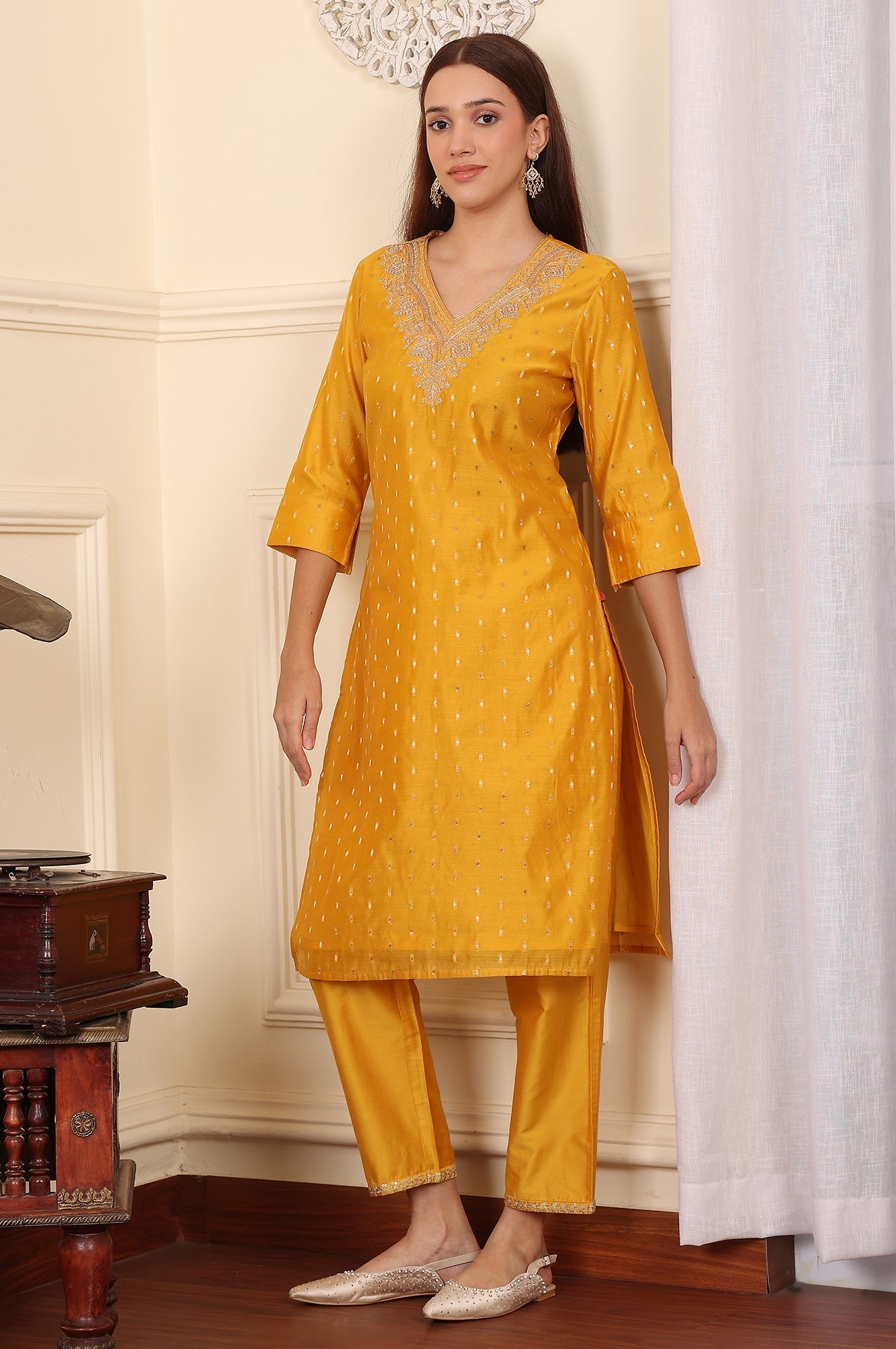 W for Woman Yellow Dori Embroidered Chanderi Straight Kurta