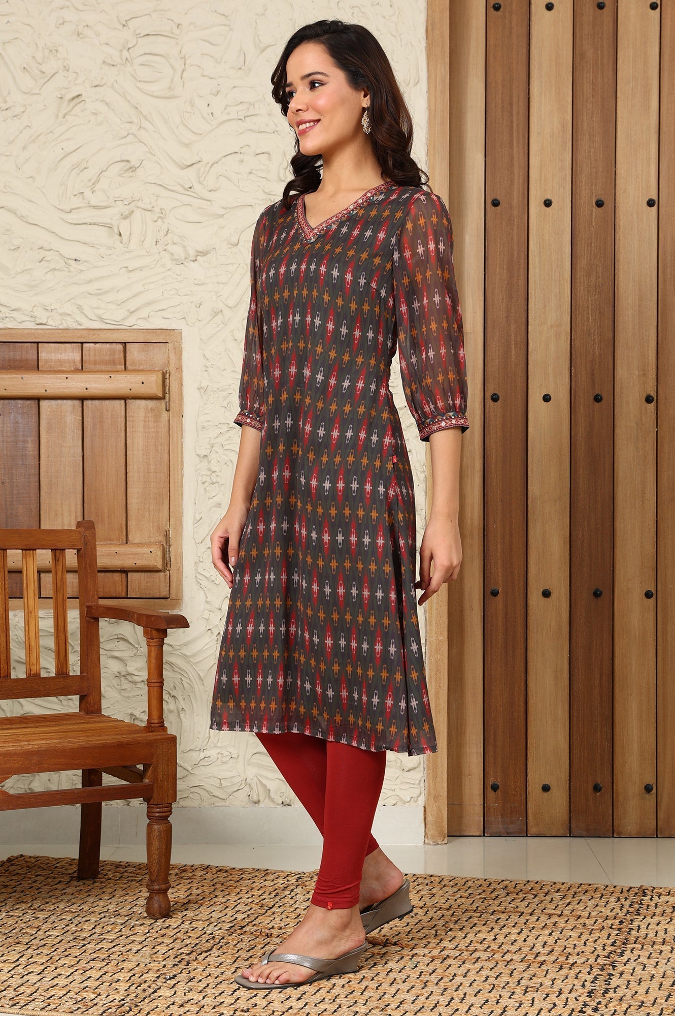 W for Woman Green Geometric Printed Chiffon Straight Kurta With Sequined Neckline