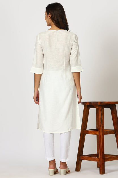 W for Woman Pink Solid Thread Work Rayon Straight Kurta