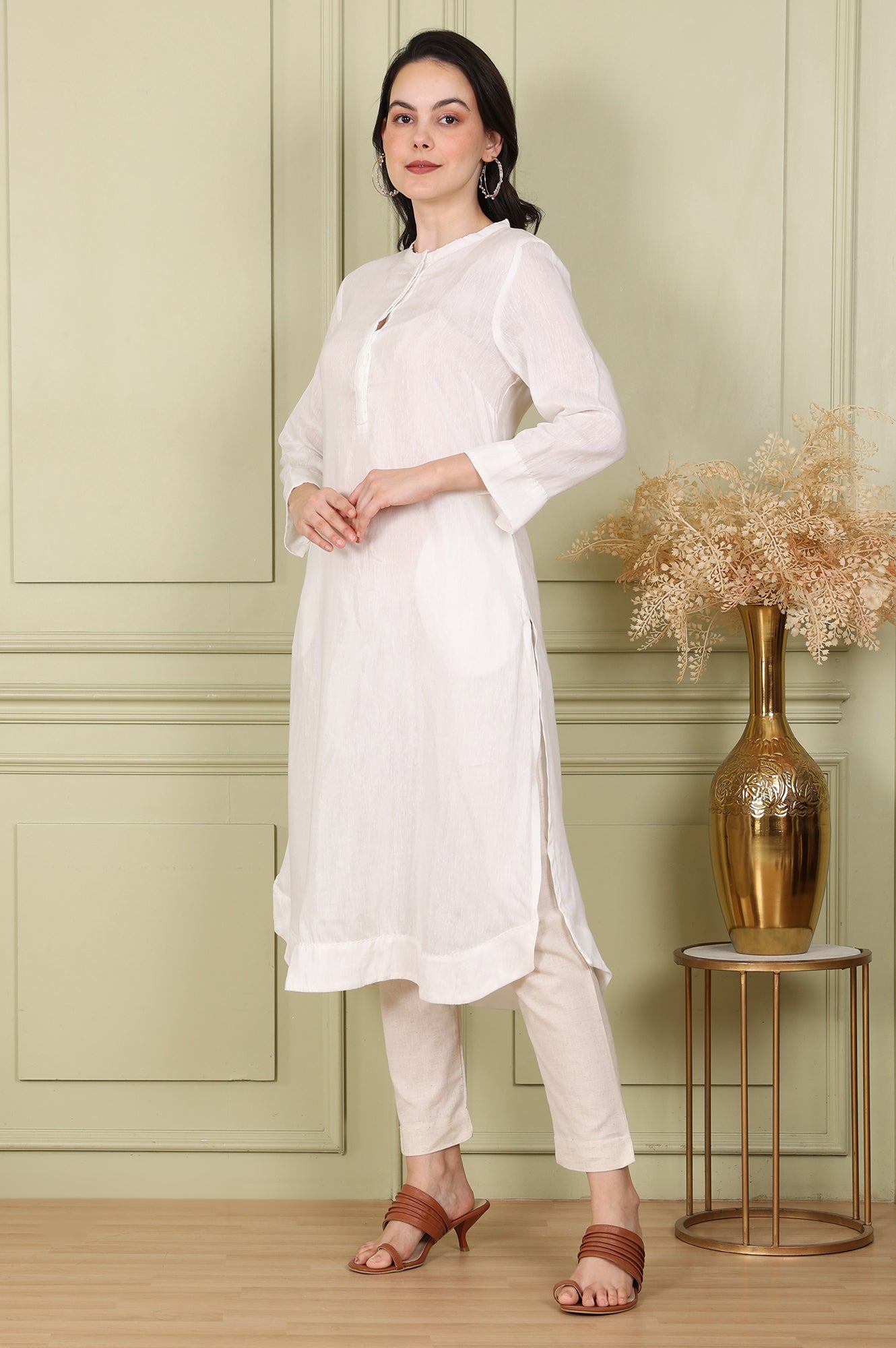 W for Woman White Solid Snow Linen Straight Kurta With Beads On Mandarin Collar