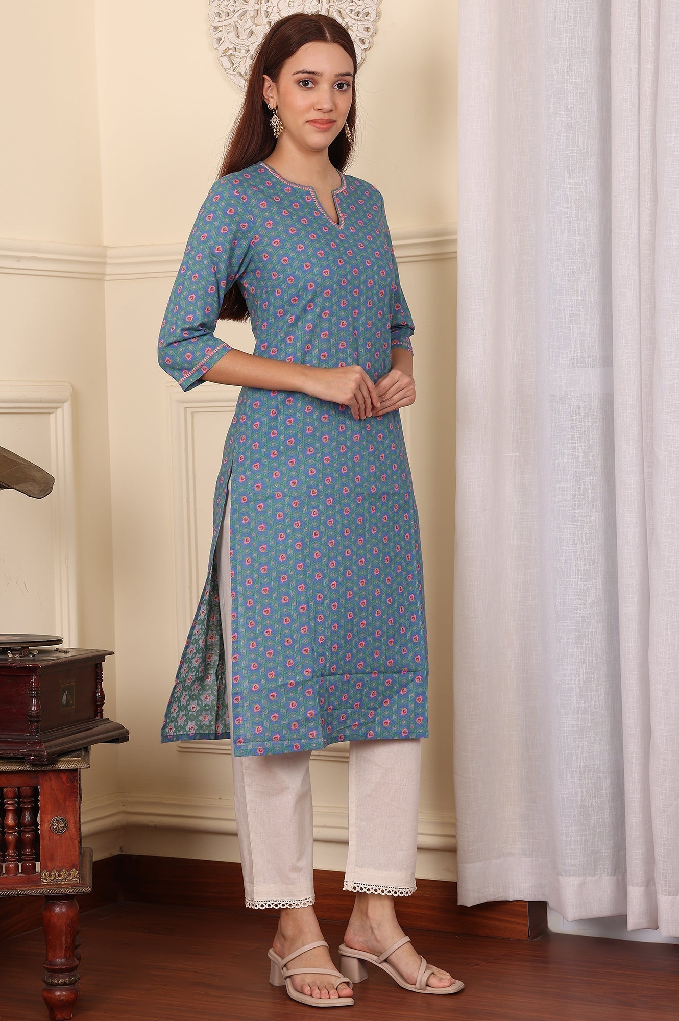 W for Woman Blue Geometric Printed Pure Cotton Straight Kurta