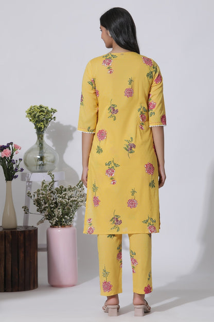 W for Woman Buttercup Yellow Floral Printed A-Line Cotton Kurta And Pants Co-Ord Set