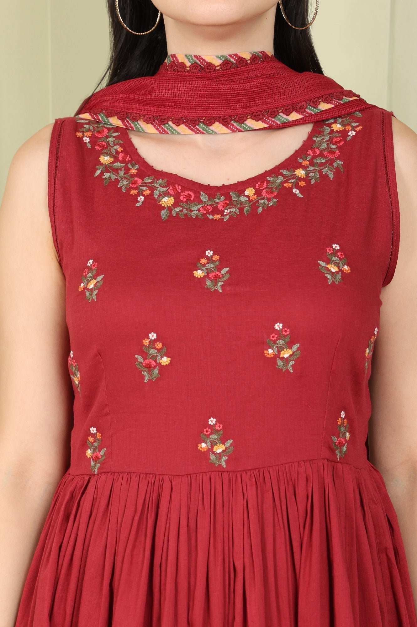 W for Woman Maroon Floral Thread Embroidered Pure Cotton Sleeveless Kurta, Pants and Dupatta Set