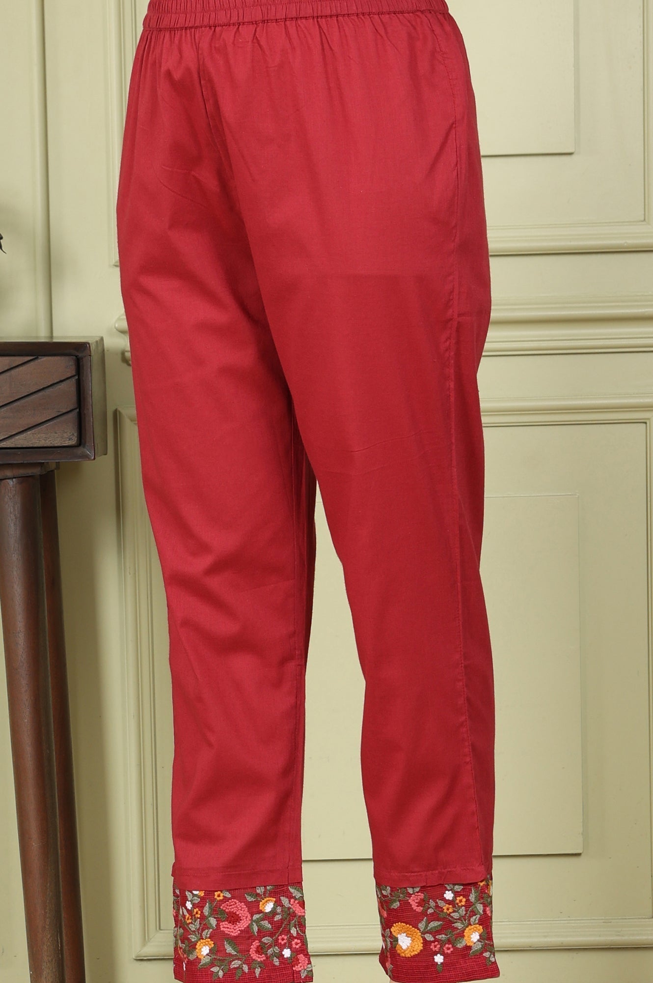 W for Woman Maroon Floral Thread Embroidered Pure Cotton Sleeveless Kurta, Pants and Dupatta Set