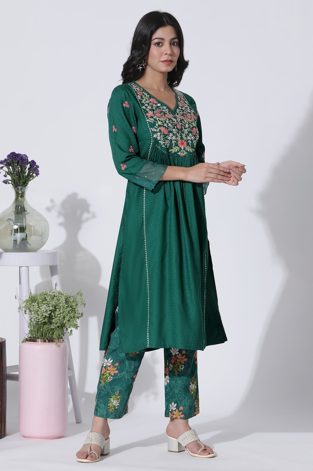 W for Woman Emerald Green Panelled Embroidered Kurta, Pants And Printed Chanderi Dupatta