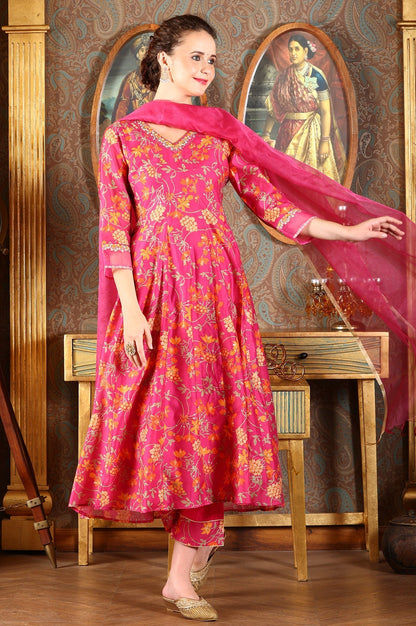 W for Woman Magenta Pink Floral Printed Kalidar Flared Chanderi Kurta & Pants Set With Dupatta