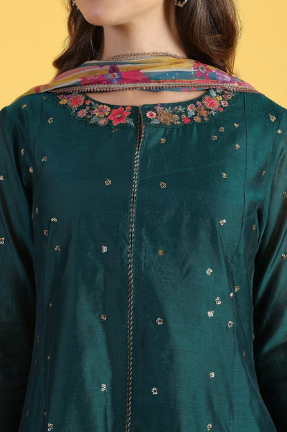 W for Woman Green Solid SequinsFlared Kurta & Straight pant with Dupatta Set