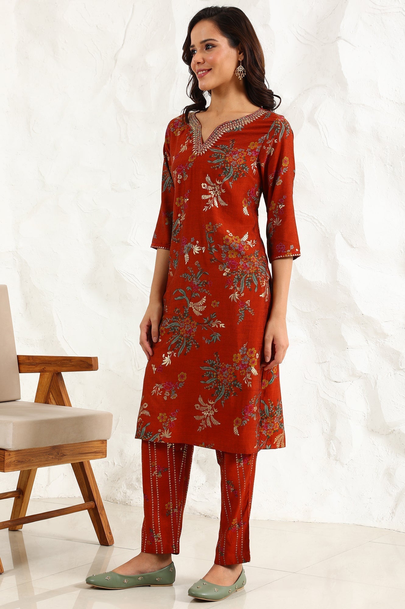 W for Woman Equestrian Red Foil Floral Printed Vicuna Crepe Straight Kurta And Pants Set