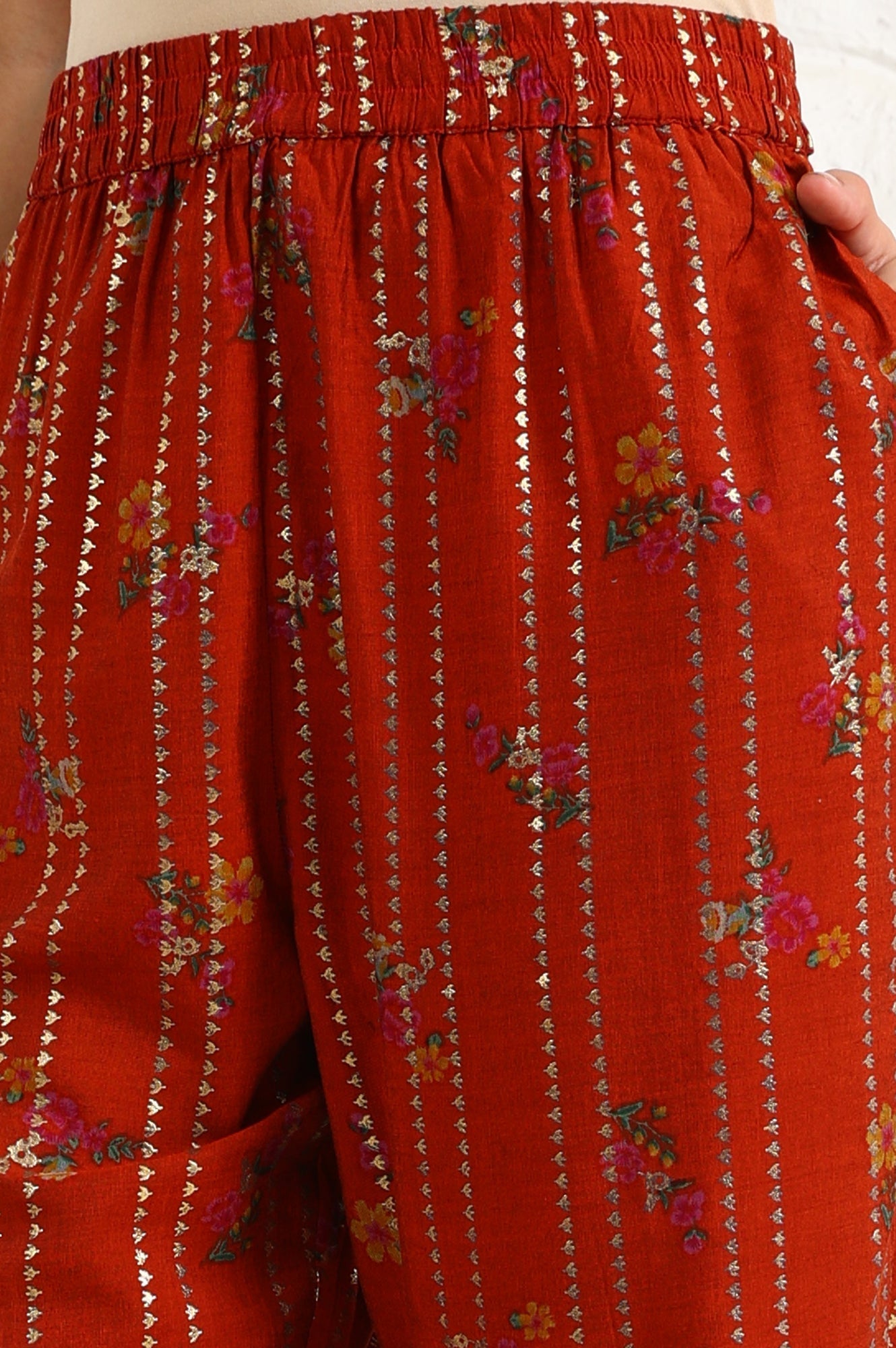 W for Woman Equestrian Red Foil Floral Printed Vicuna Crepe Straight Kurta And Pants Set