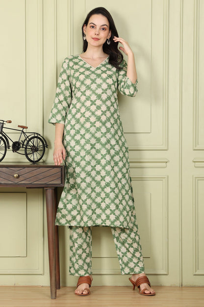 W for Woman Olive Green Floral Printed Cotton Blend Straight Kurta And Pants Co-Ord Set