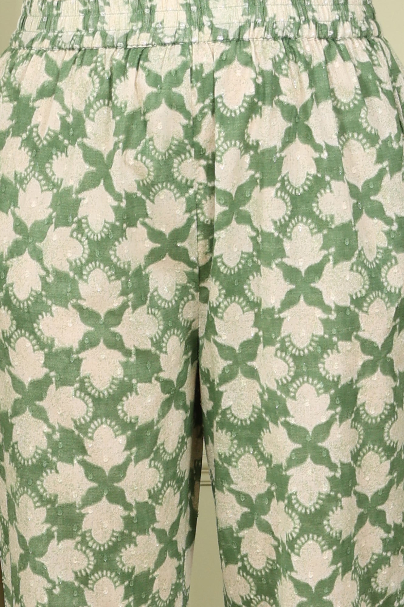 W for Woman Olive Green Floral Printed Cotton Blend Straight Kurta And Pants Co-Ord Set