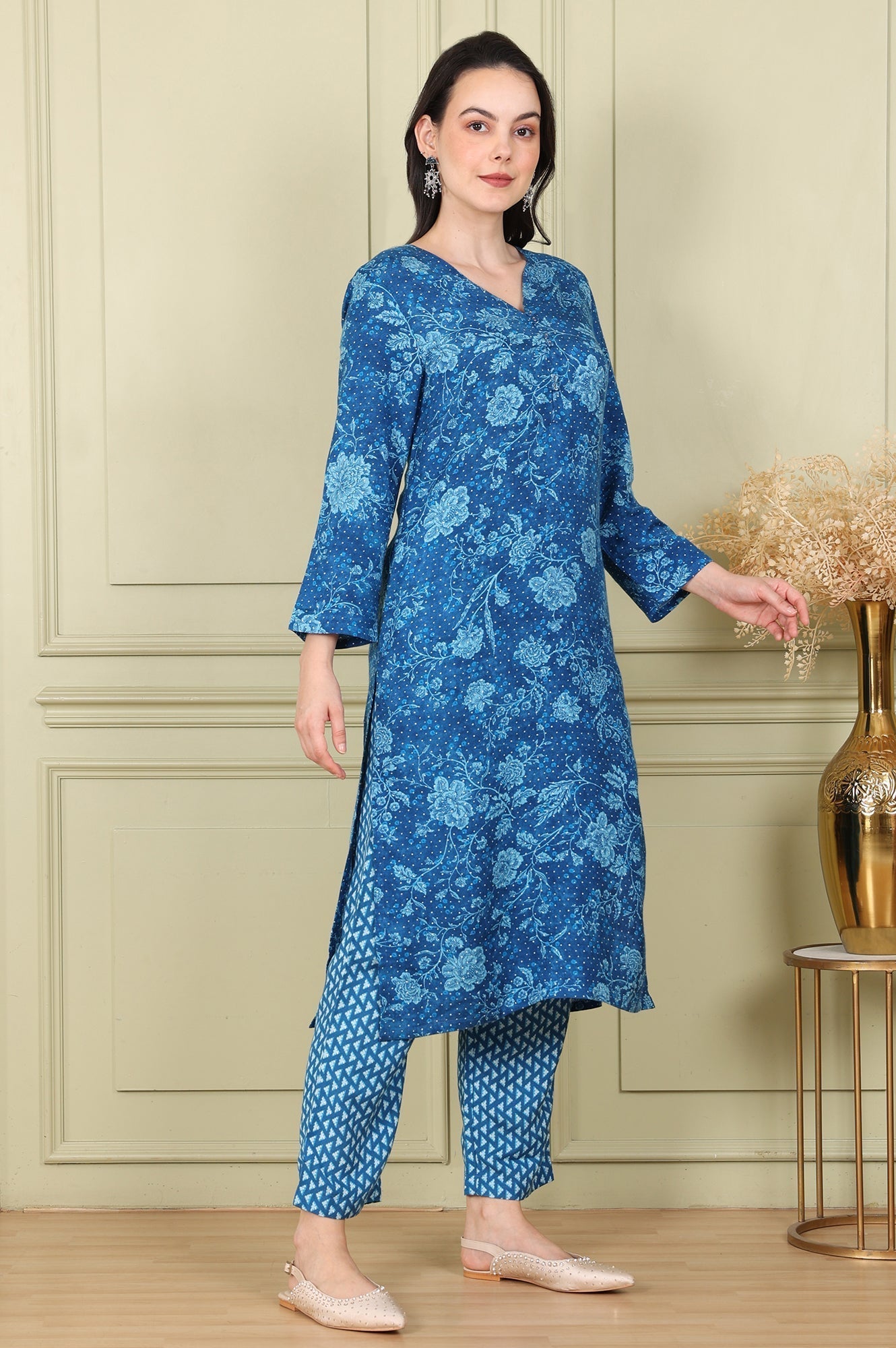 W for Woman Ink Blue V-Neck Rayon Flax Straight Kurta, Printed Straight Pants Set With Dupatta
