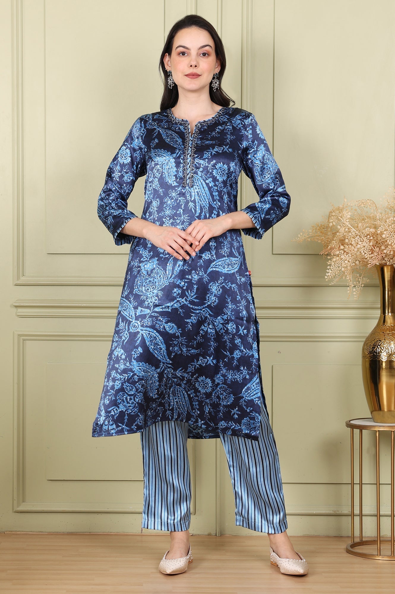 W for Woman Blue Floral Printed With Thread Work Japenese Satin Kurta And Pants Set