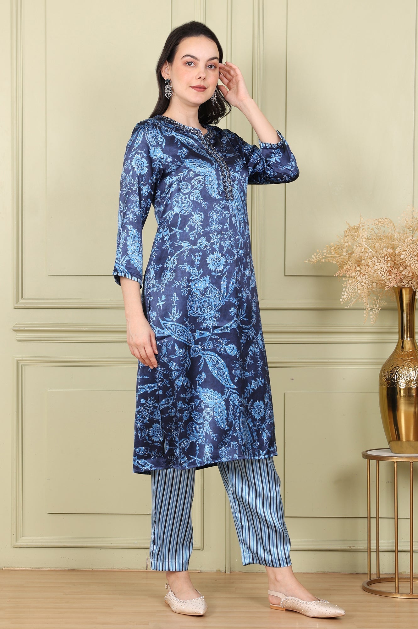 W for Woman Blue Floral Printed With Thread Work Japenese Satin Kurta And Pants Set
