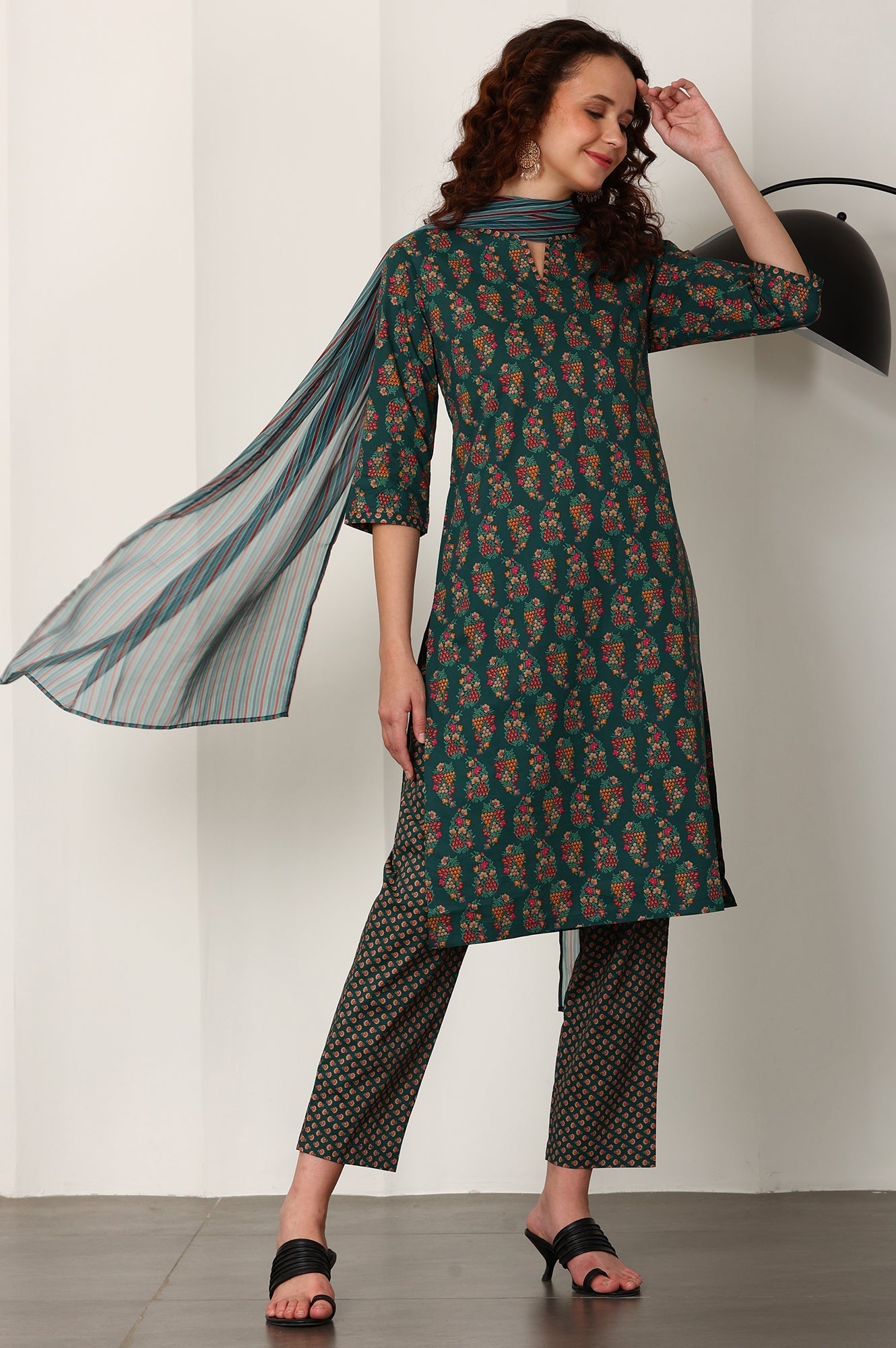W for Woman Bottle Green Floral Printed Pure Cotton Kurta, Pants And Dupatta Set