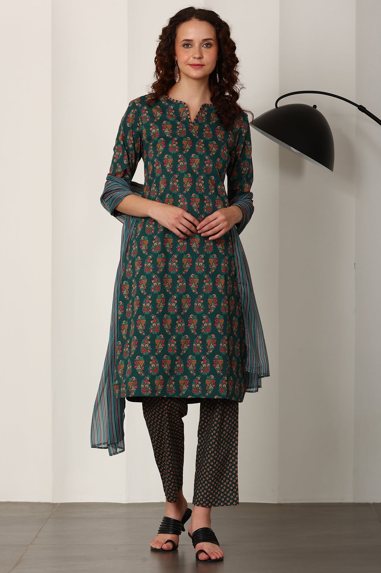 W for Woman Bottle Green Floral Printed Pure Cotton Kurta, Pants And Dupatta Set