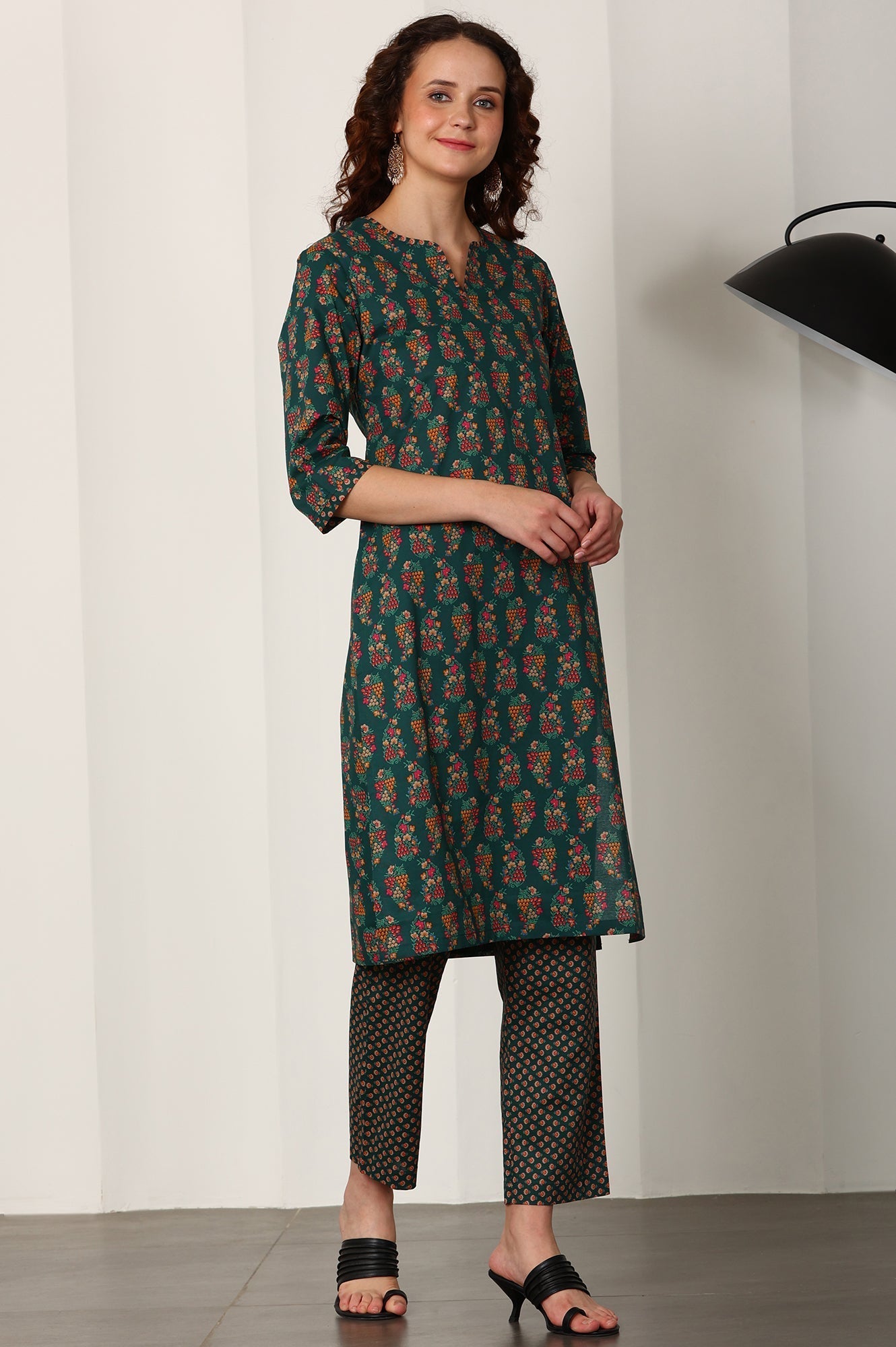 W for Woman Bottle Green Floral Printed Pure Cotton Kurta, Pants And Dupatta Set