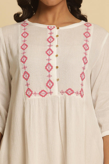 W for Woman White Solid Top With Thread Embroidery