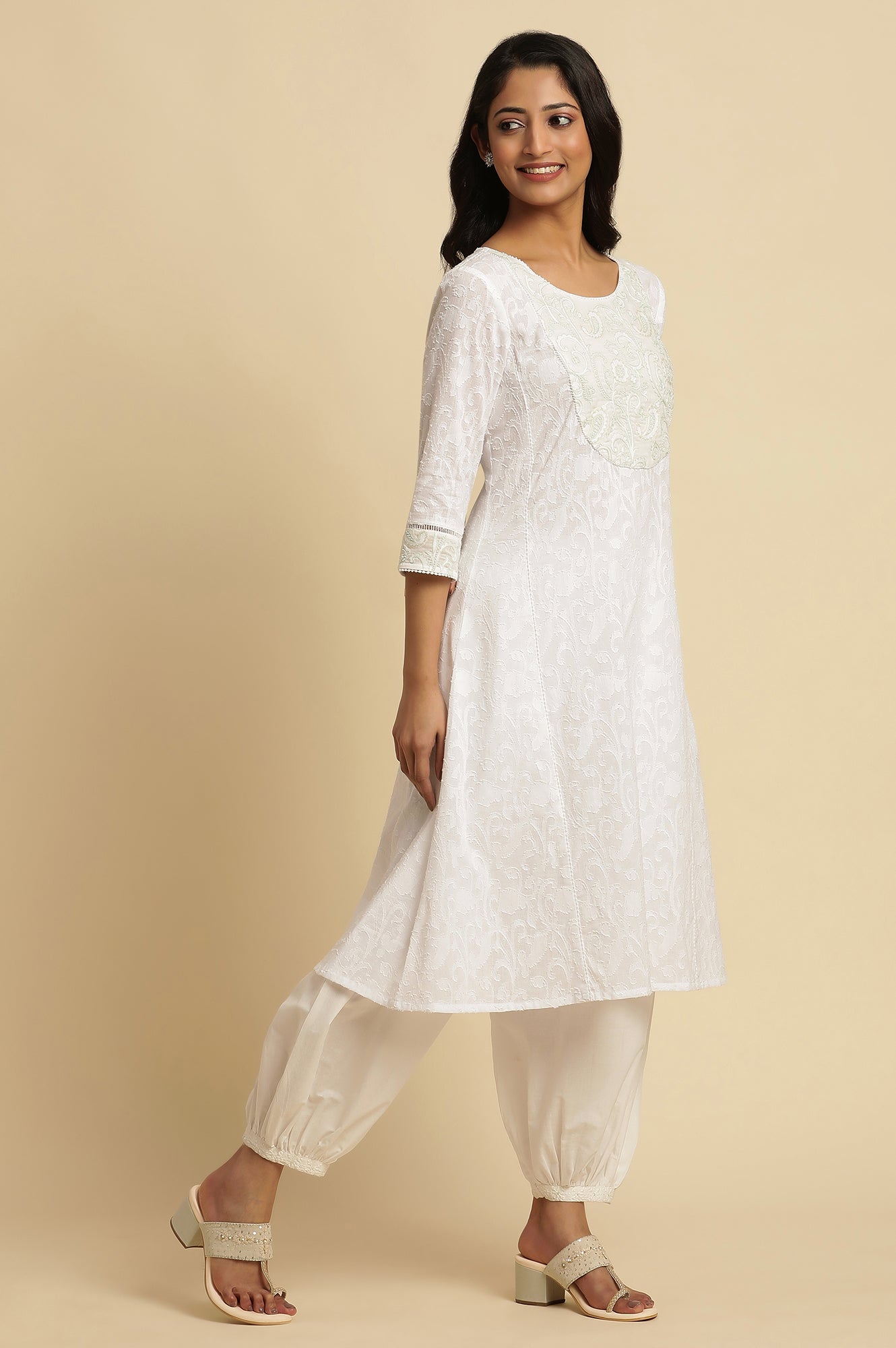 W for Woman White A-Line Yarn-Dyed Kurta