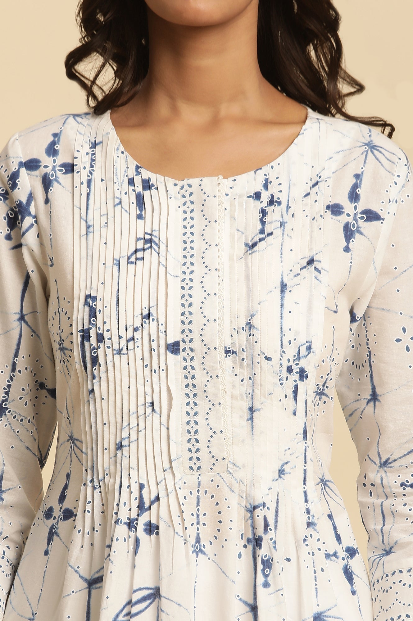 W for Woman White Cotton Kurta With Blue Print