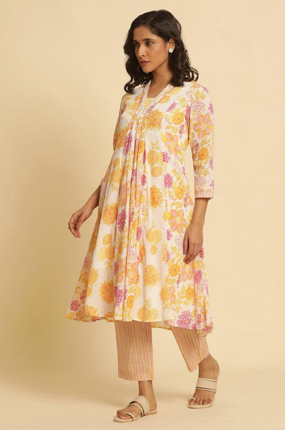W for Woman White Floral Printed Flared Kurta
