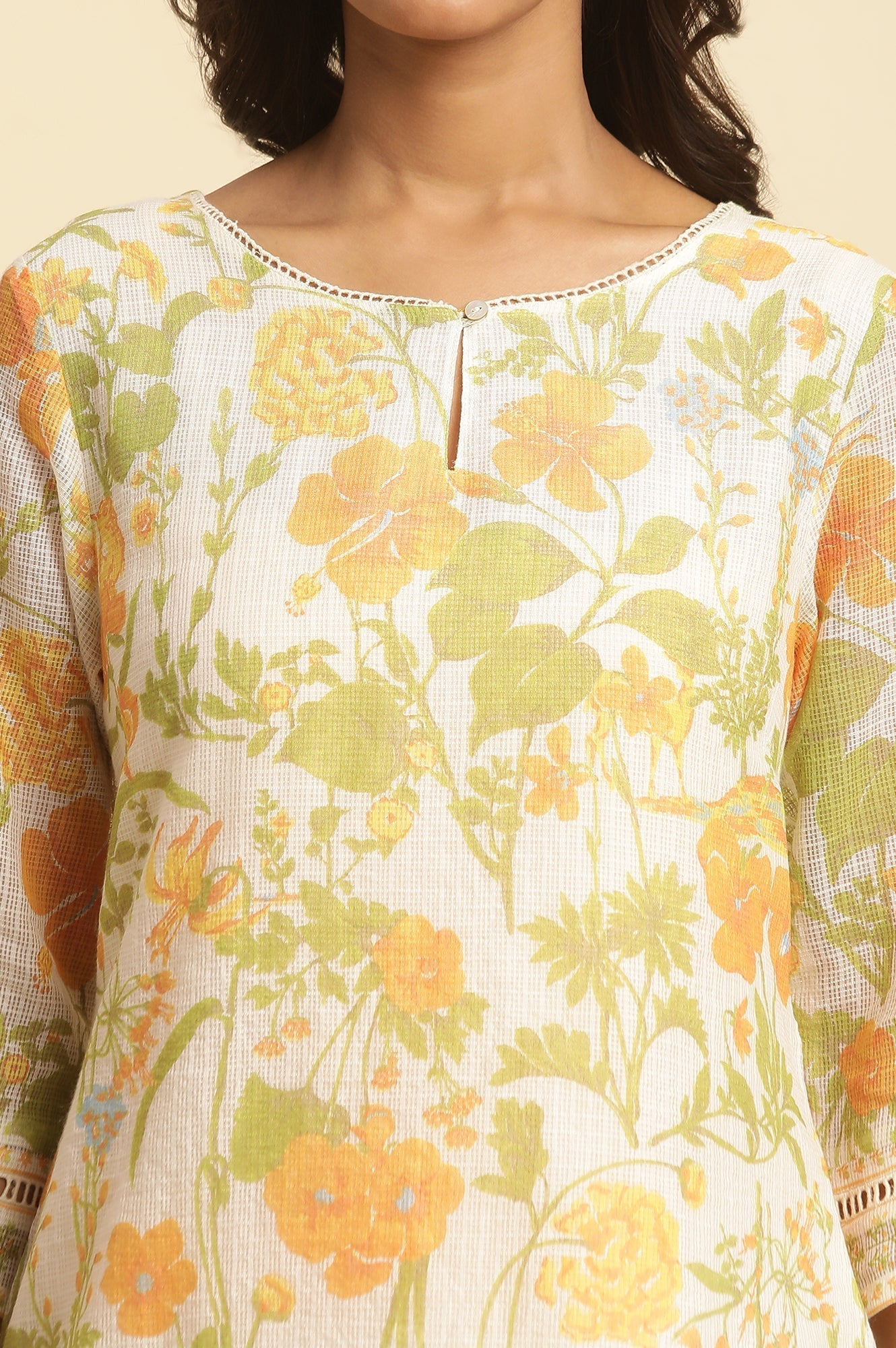 W for Woman White Floral Printed Cotton Kurta