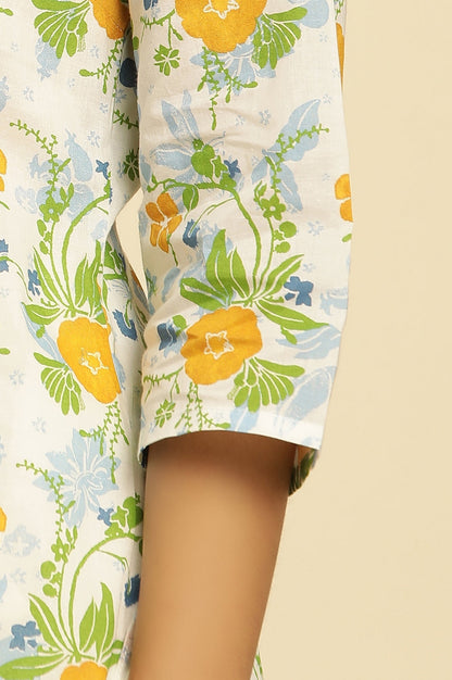 W for Woman White Straight Kurta With Multi-Coloured Floral Print